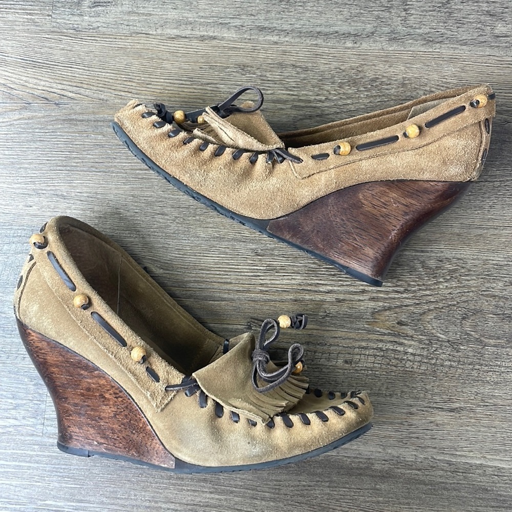 Sam Edeman Angelina Wedge Moccasin with Wood Heel, size 8.5